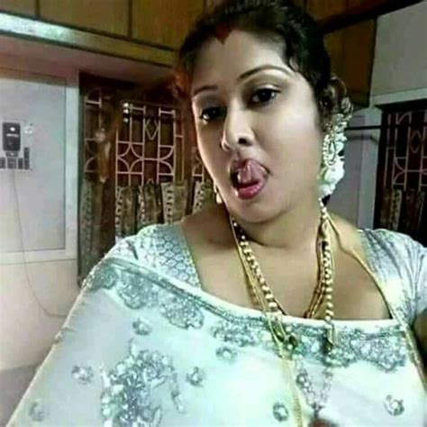 sex aunty new videos|Indian Aunty Porn Videos 